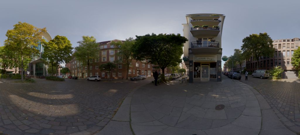 „Martin-Luther-Strasse"